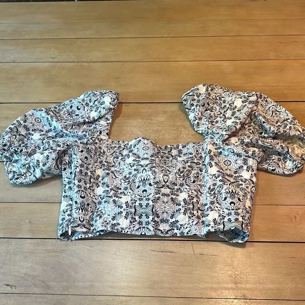 Intermix Top - image 6